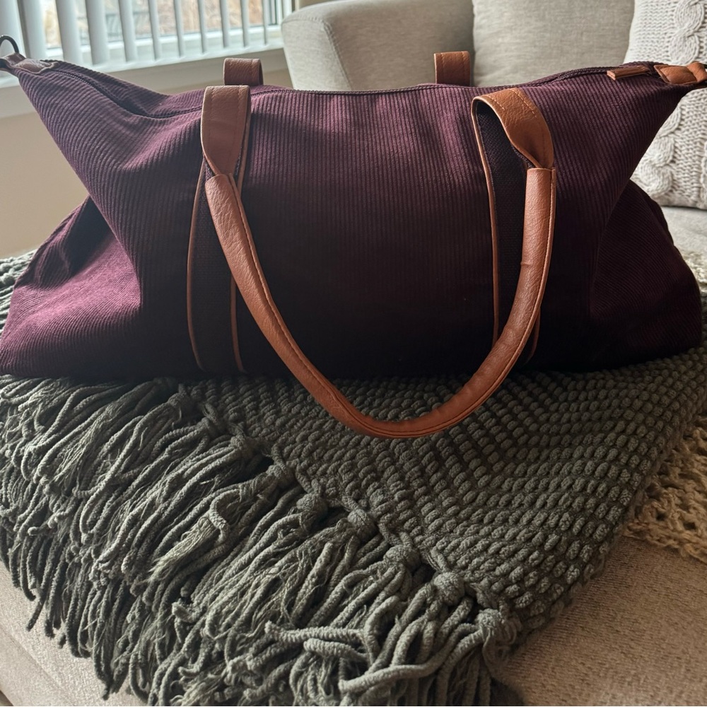 NWOT DSW weekender duffel bag